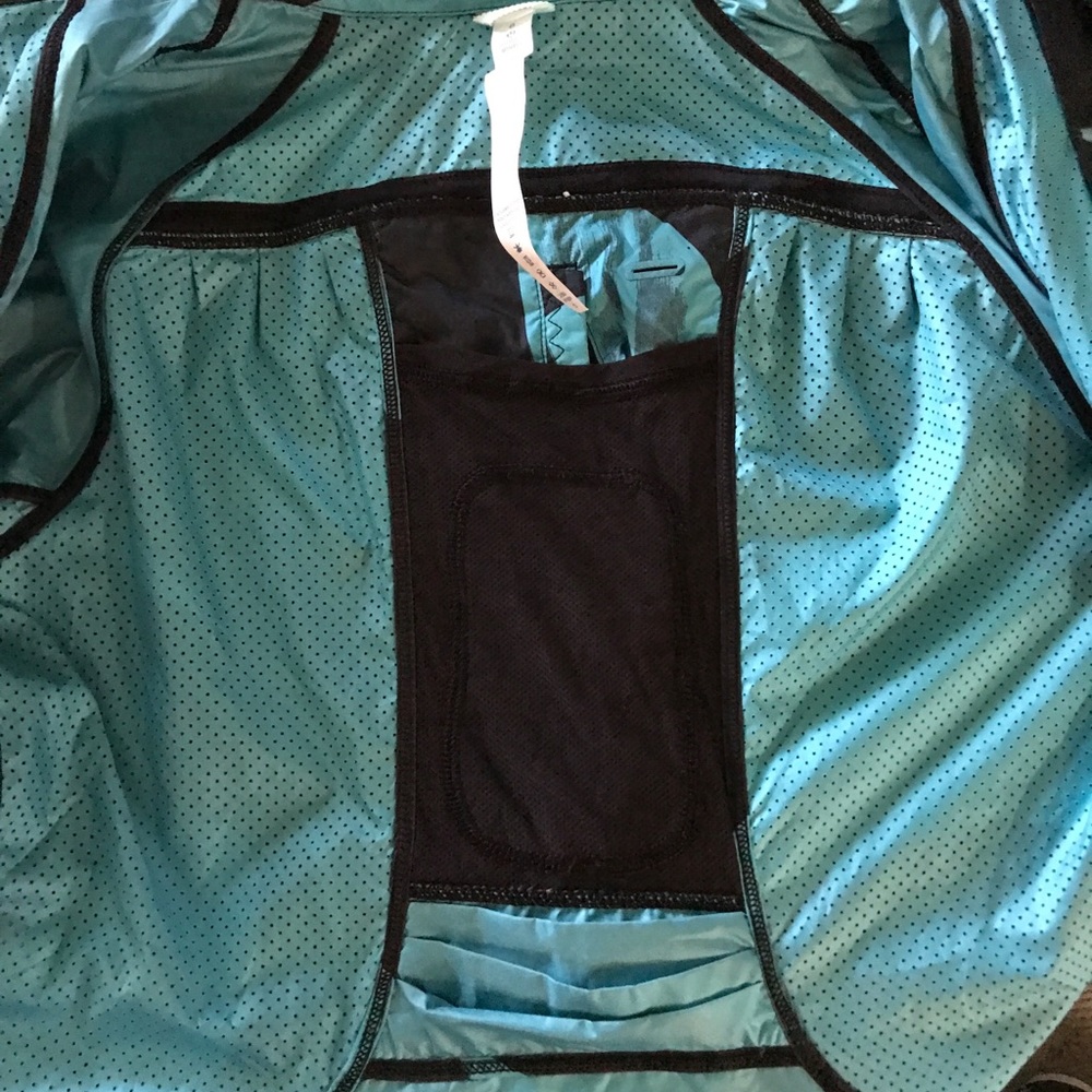 Lululemon Back Pack It Up Jacket / Windbreaker Si… - image 8